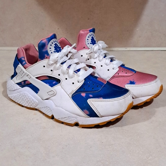 Nike Huarache size 8.5